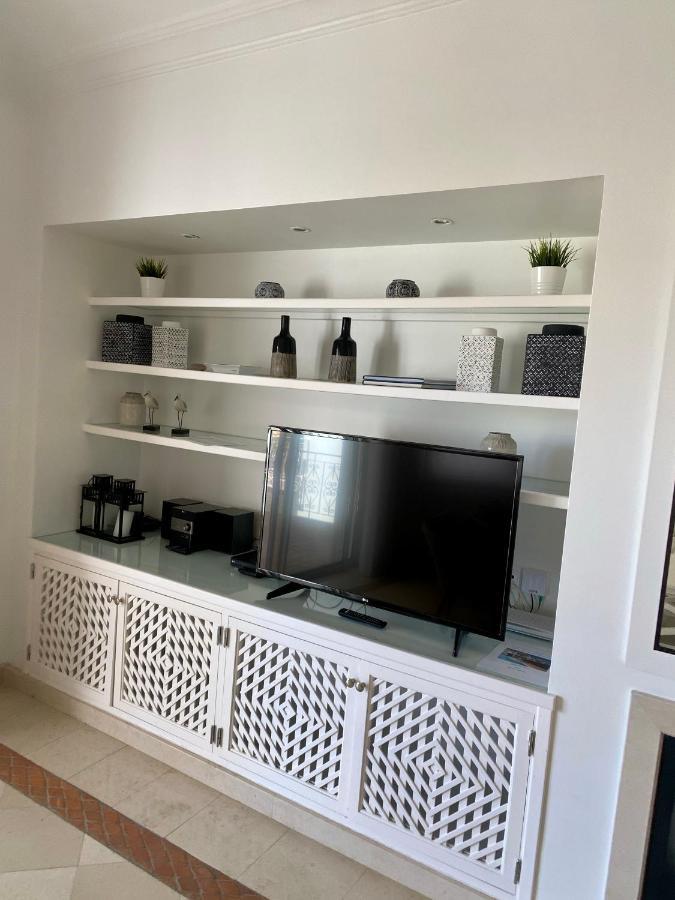 Beautiful Apartment For Rent In Quinta Do Lago With Excellent Resort Facilities Close To Lake And Beach. Εξωτερικό φωτογραφία